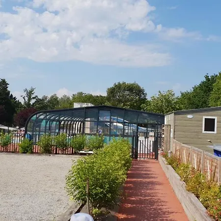 Κάμπινγκ Mobil Xxl 4 - Camping Le Domaine De Brehadour