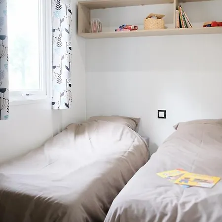 Mobil Xxl 4 - Camping Le Domaine De Brehadour *